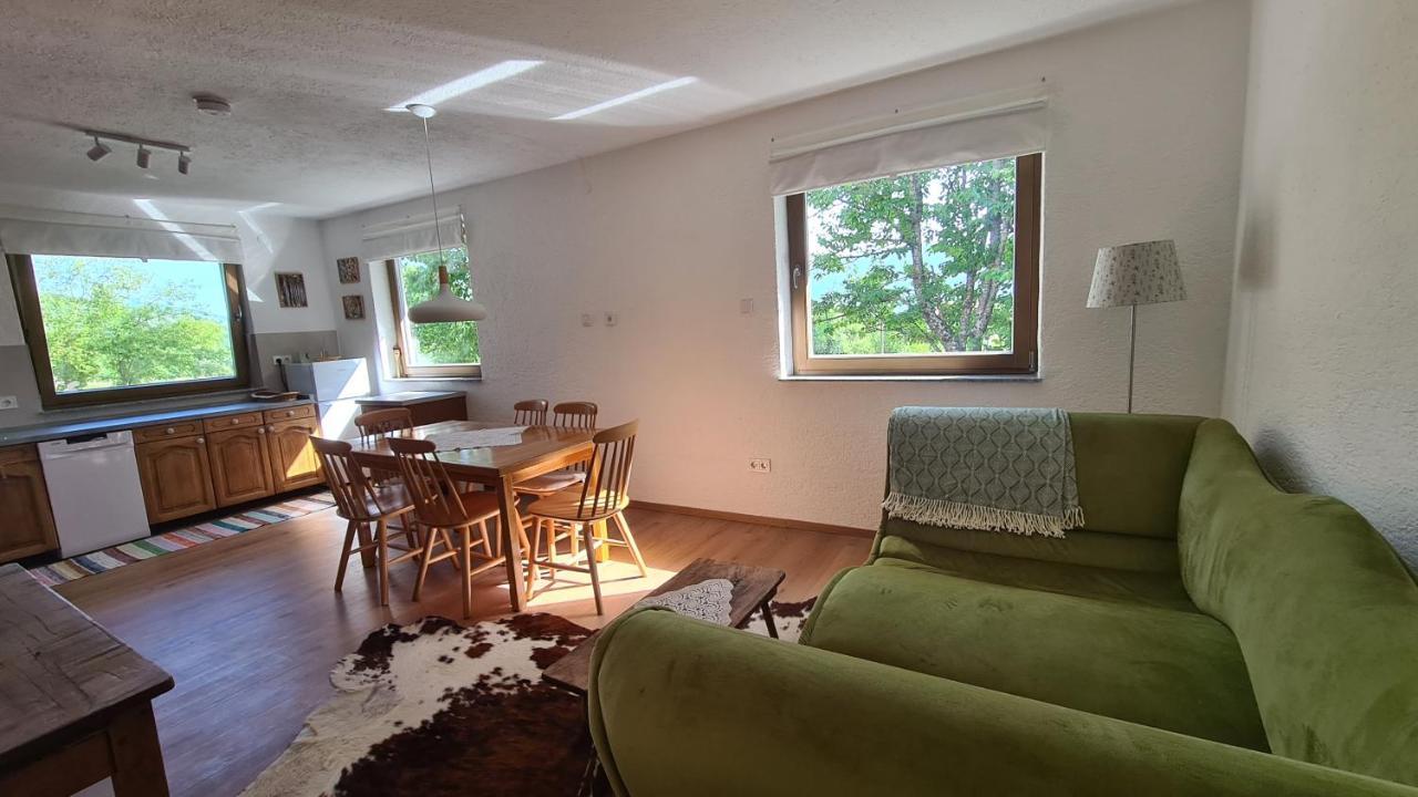 Forestside House Gacka With Relax Area Sinac Exteriér fotografie